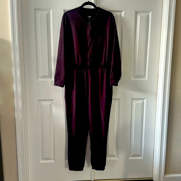 Active Polyester/spandex jumper - Picture 1 of 5